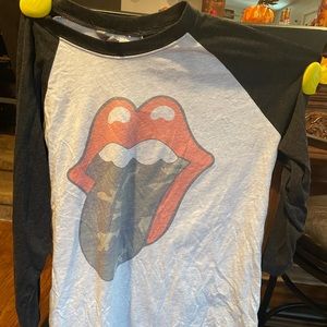 size medium next level shirt